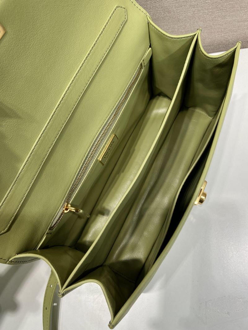 Pra*a top handle bags